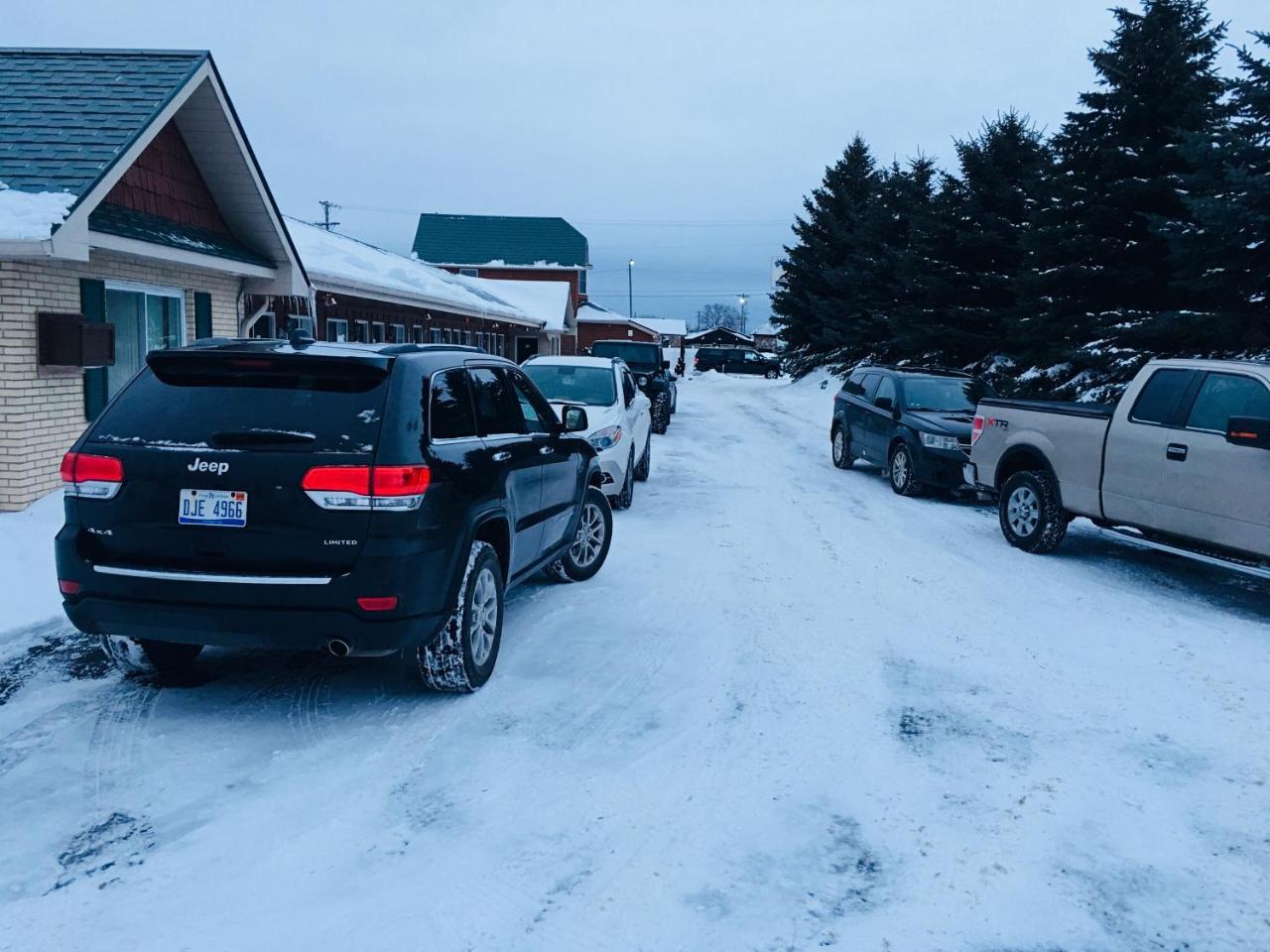 Big Bear Lodge アルピナ エクステリア 写真